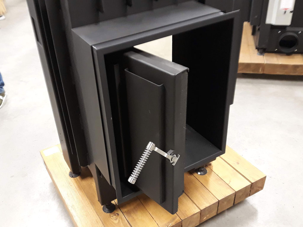 Focare Hoxter – vizită profesională la fabrica de focare de semineu de lângă Brno