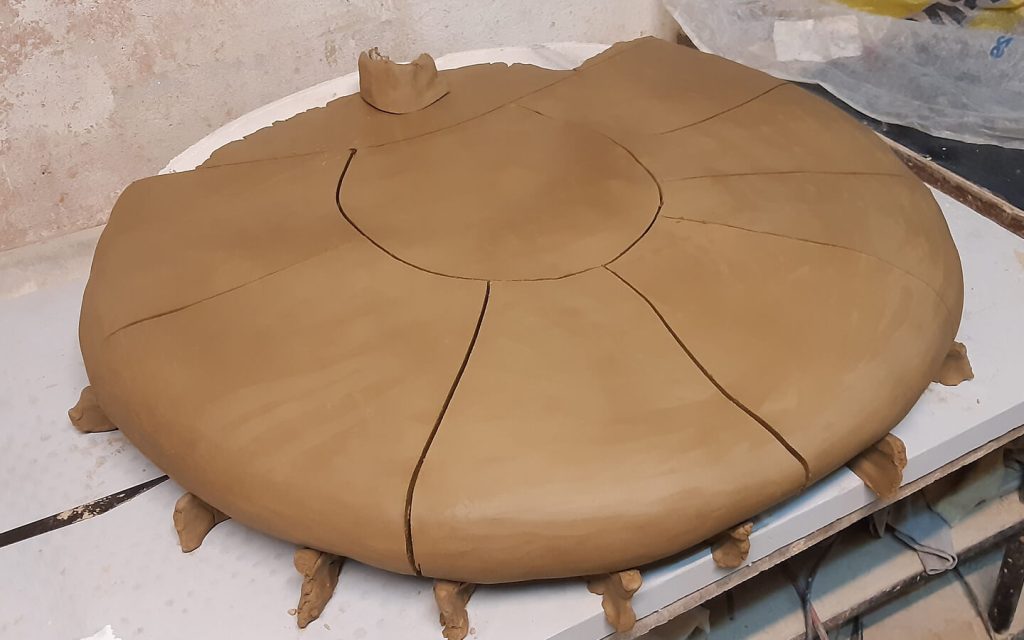 Soba cu formă organică – când încălzirea a devenit o capodoperă arhitecturală